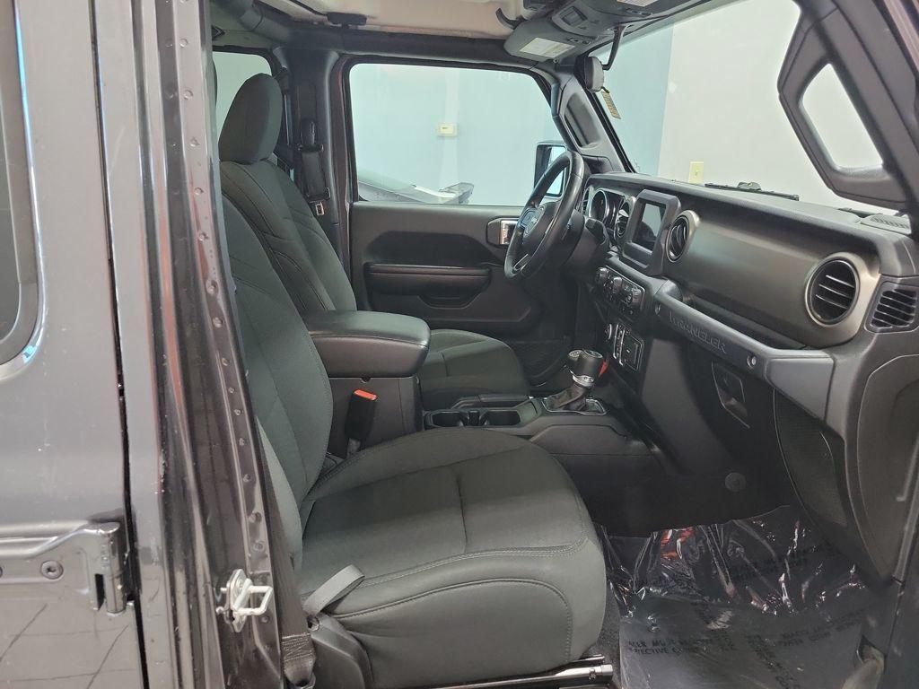 used 2021 Jeep Wrangler Unlimited car, priced at $29,999