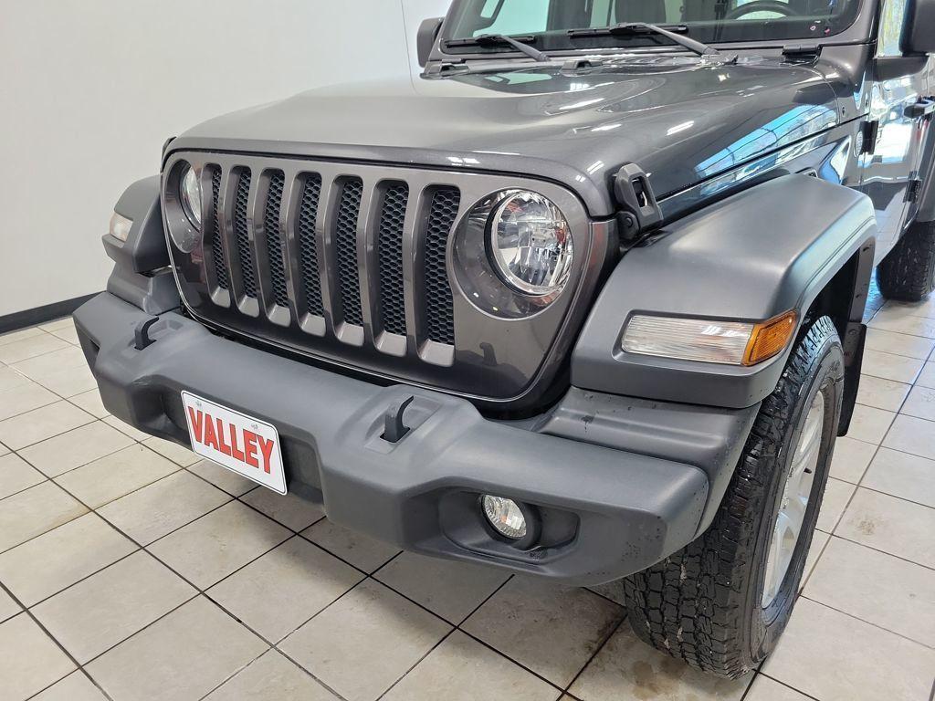 used 2021 Jeep Wrangler Unlimited car, priced at $29,999