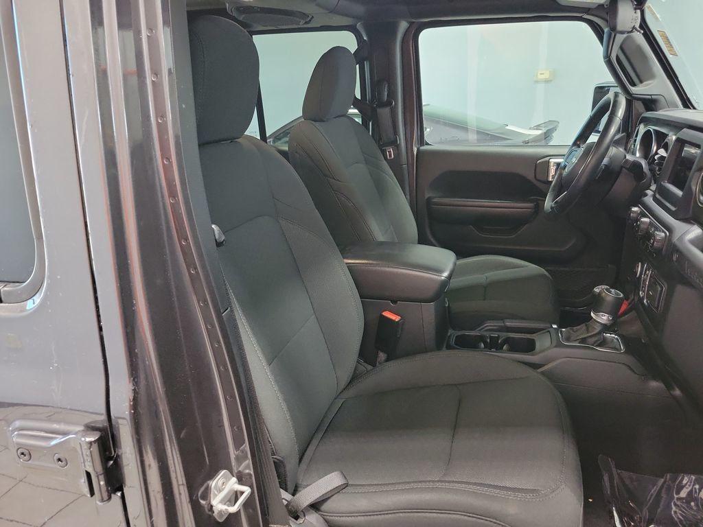 used 2021 Jeep Wrangler Unlimited car, priced at $29,999