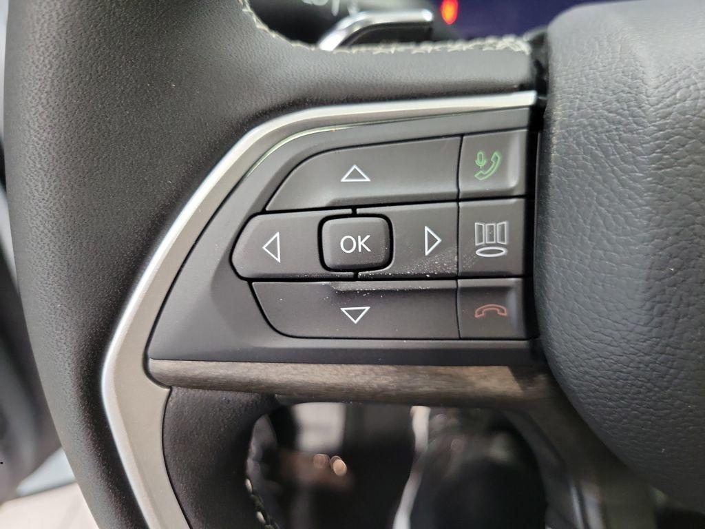 new 2025 Jeep Grand Cherokee car, priced at $48,436