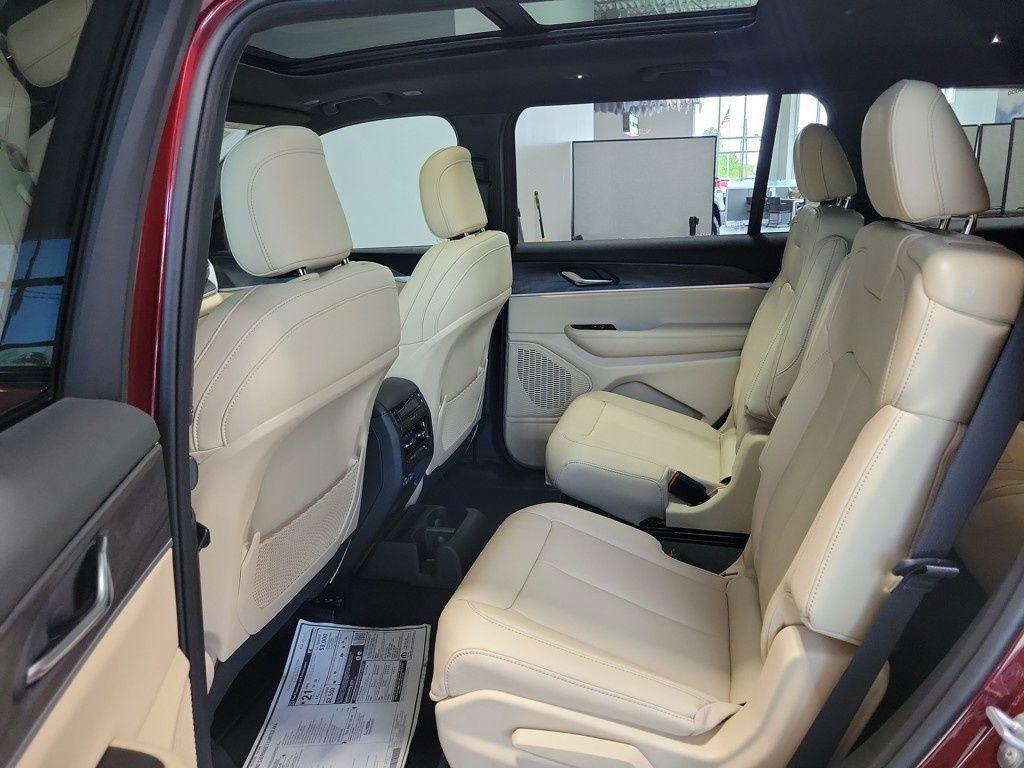 new 2025 Jeep Grand Cherokee L car, priced at $42,055