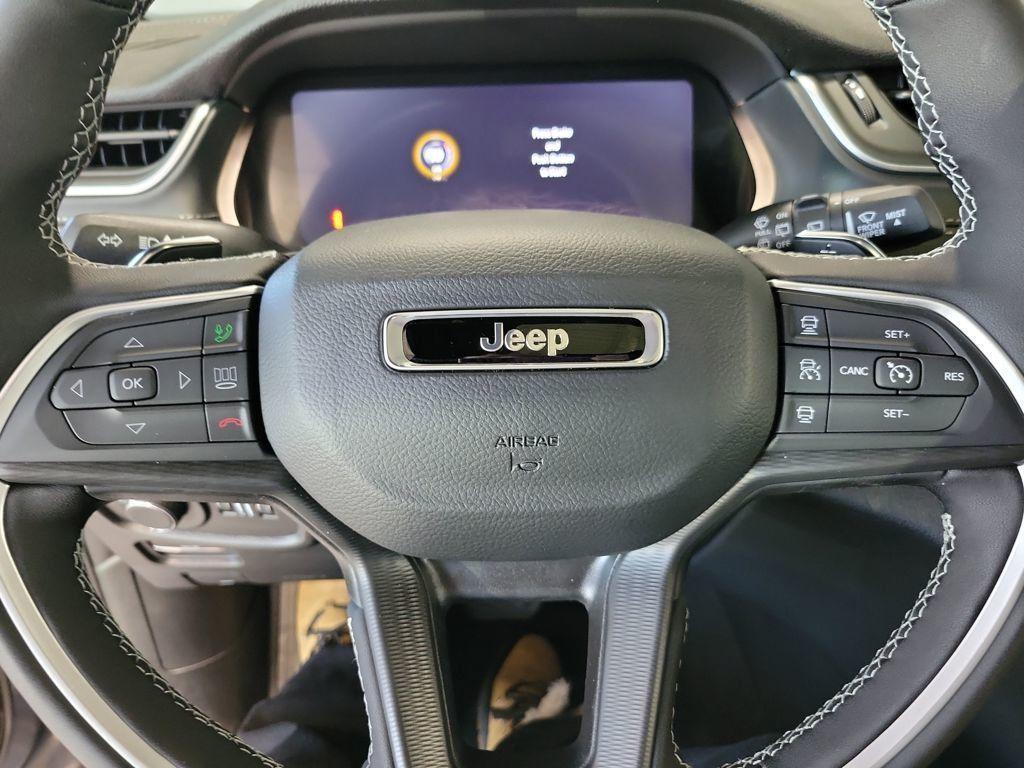 new 2026 Jeep Grand Cherokee car, priced at $40,414