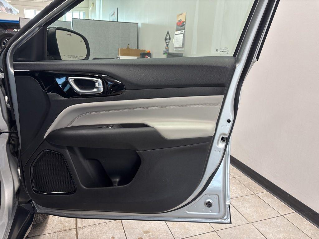 used 2025 Jeep Compass car, priced at $27,999