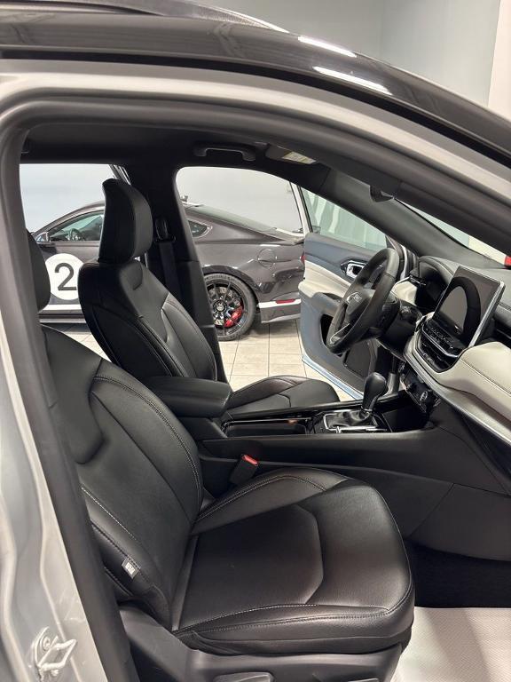 used 2025 Jeep Compass car, priced at $27,999