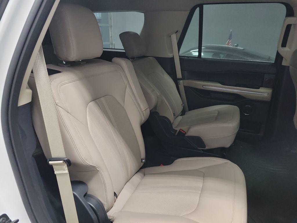 used 2024 Ford Expedition car, priced at $56,792