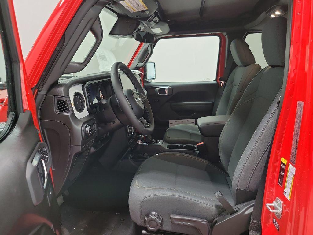 new 2025 Jeep Gladiator car, priced at $46,039