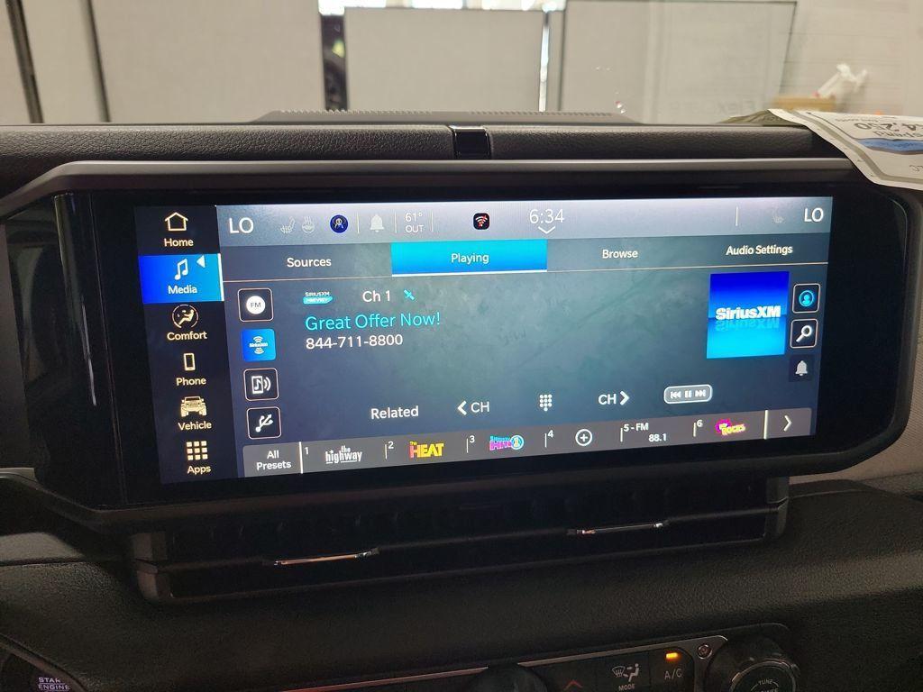 new 2025 Jeep Gladiator car, priced at $46,039