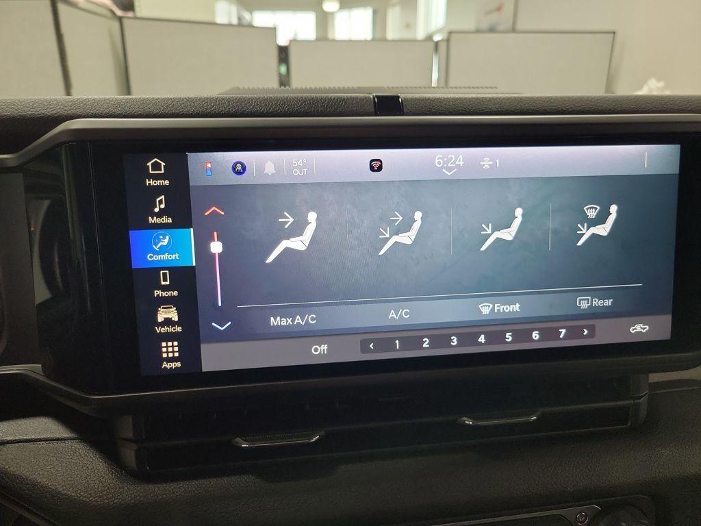 new 2026 Jeep Gladiator car, priced at $46,390