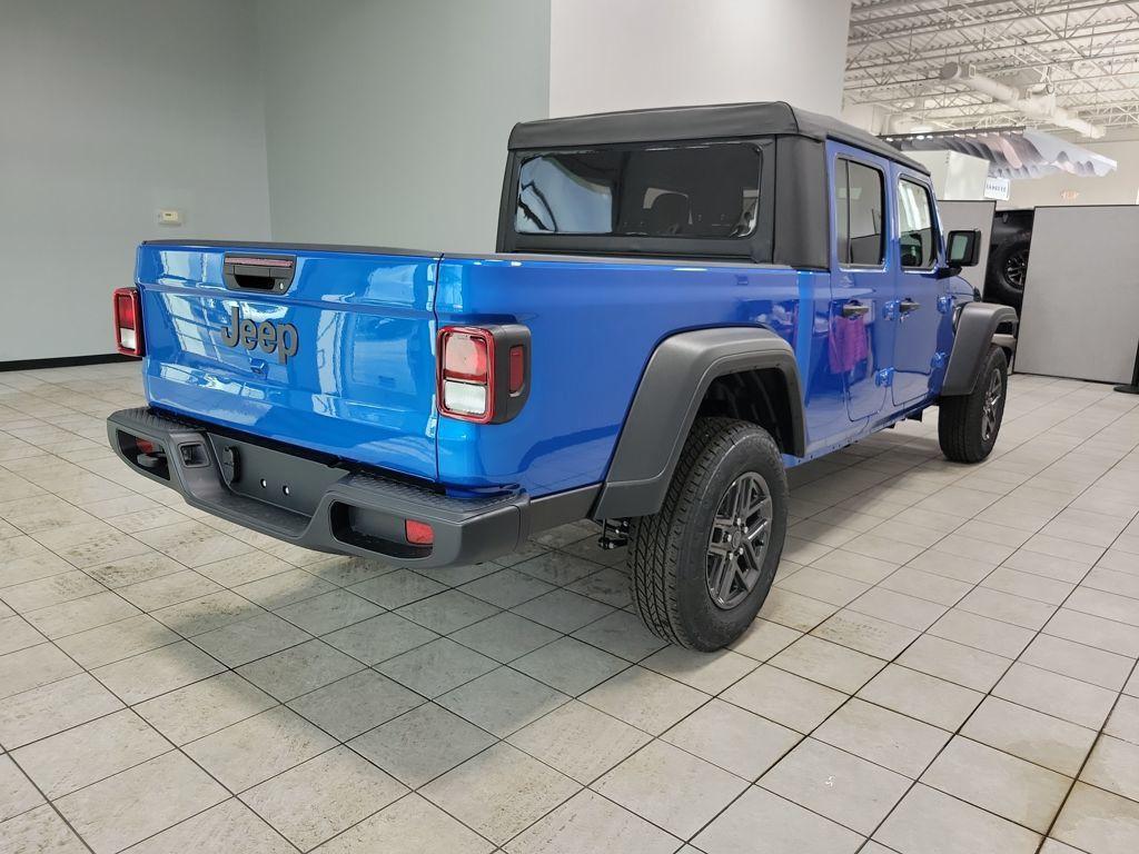 new 2026 Jeep Gladiator car, priced at $46,390