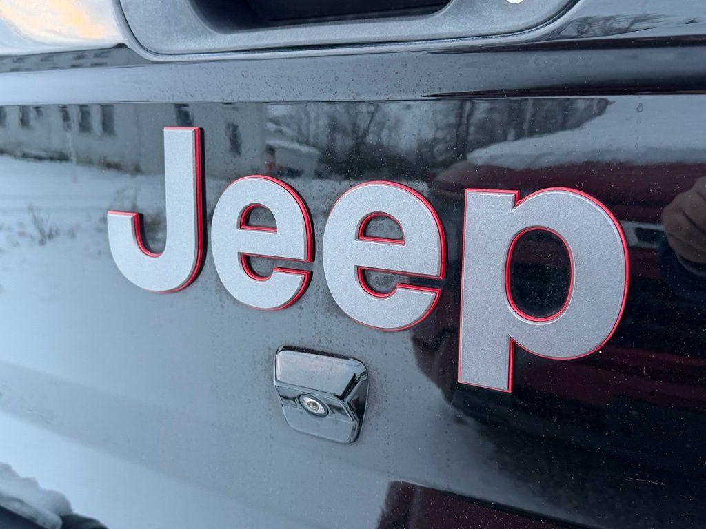 used 2020 Jeep Gladiator car, priced at $35,267