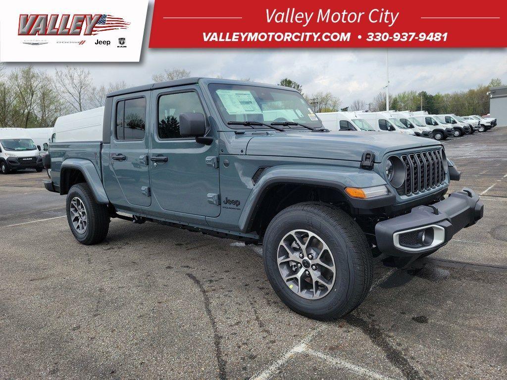 new 2025 Jeep Gladiator car, priced at $48,852