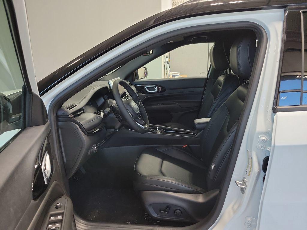 new 2026 Jeep Compass car, priced at $33,417