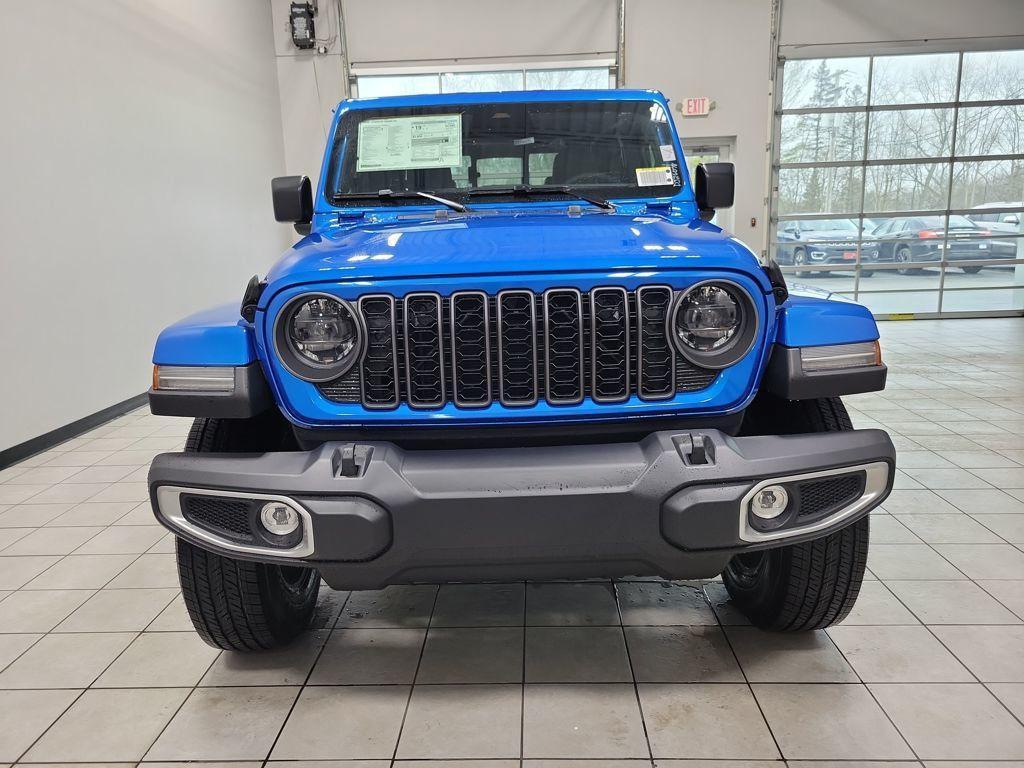 new 2026 Jeep Gladiator car, priced at $49,620