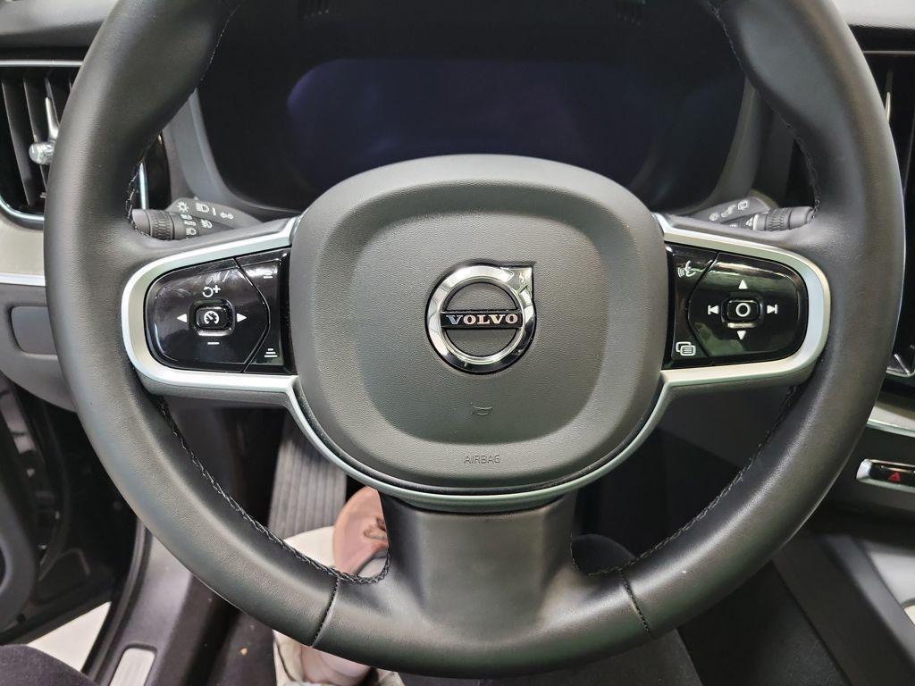 used 2025 Volvo XC60 car, priced at $36,199