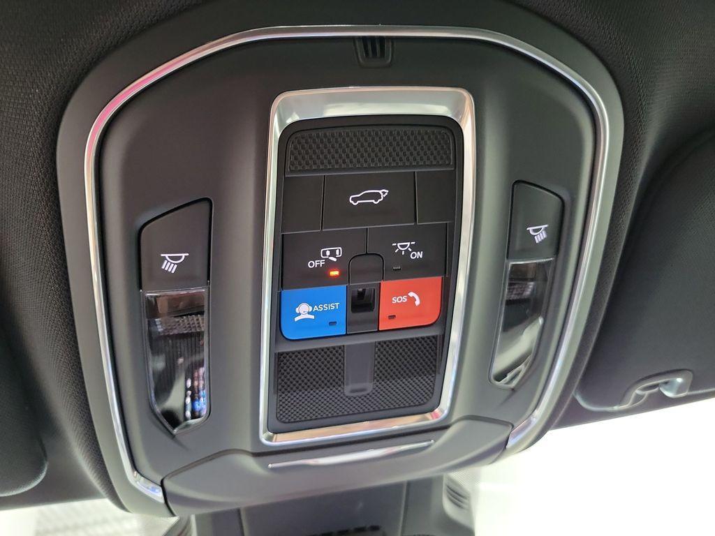 new 2026 Jeep Cherokee car, priced at $39,718