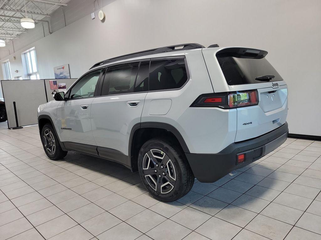 new 2026 Jeep Cherokee car, priced at $39,718