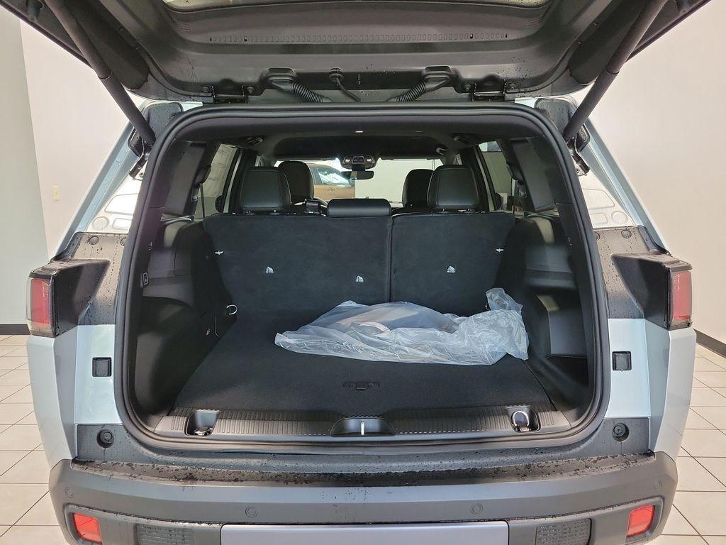 new 2026 Jeep Cherokee car, priced at $39,718