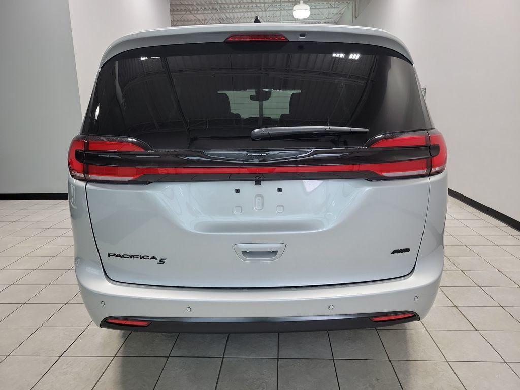 new 2026 Chrysler Pacifica car, priced at $47,800