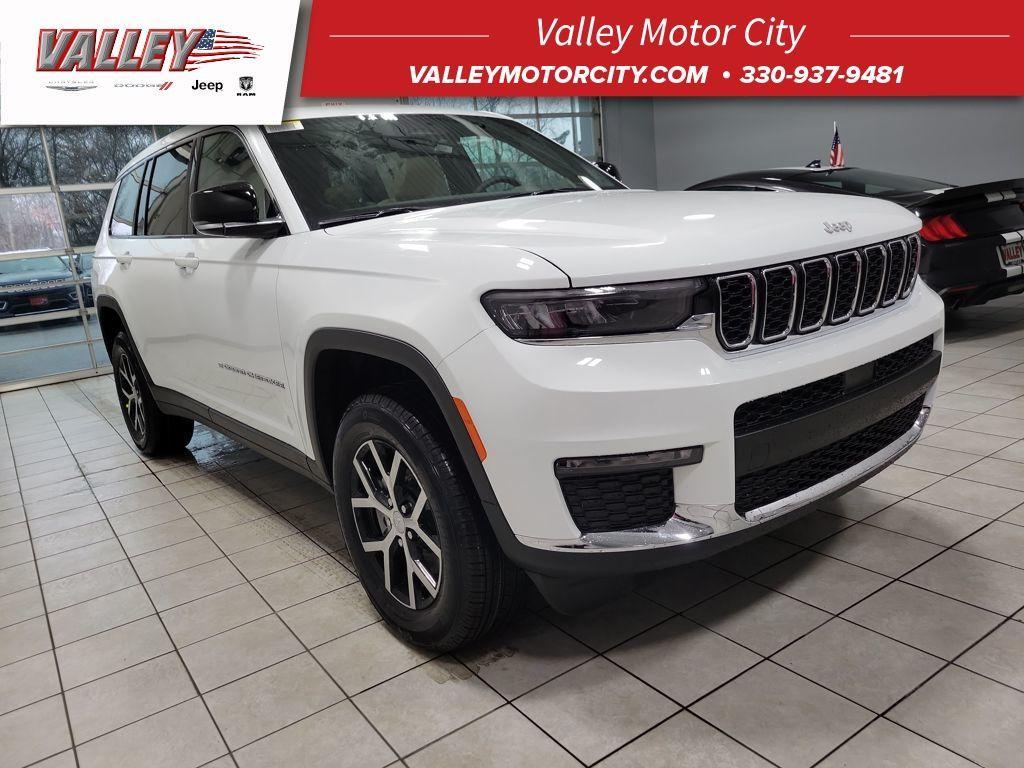new 2025 Jeep Grand Cherokee L car, priced at $46,884