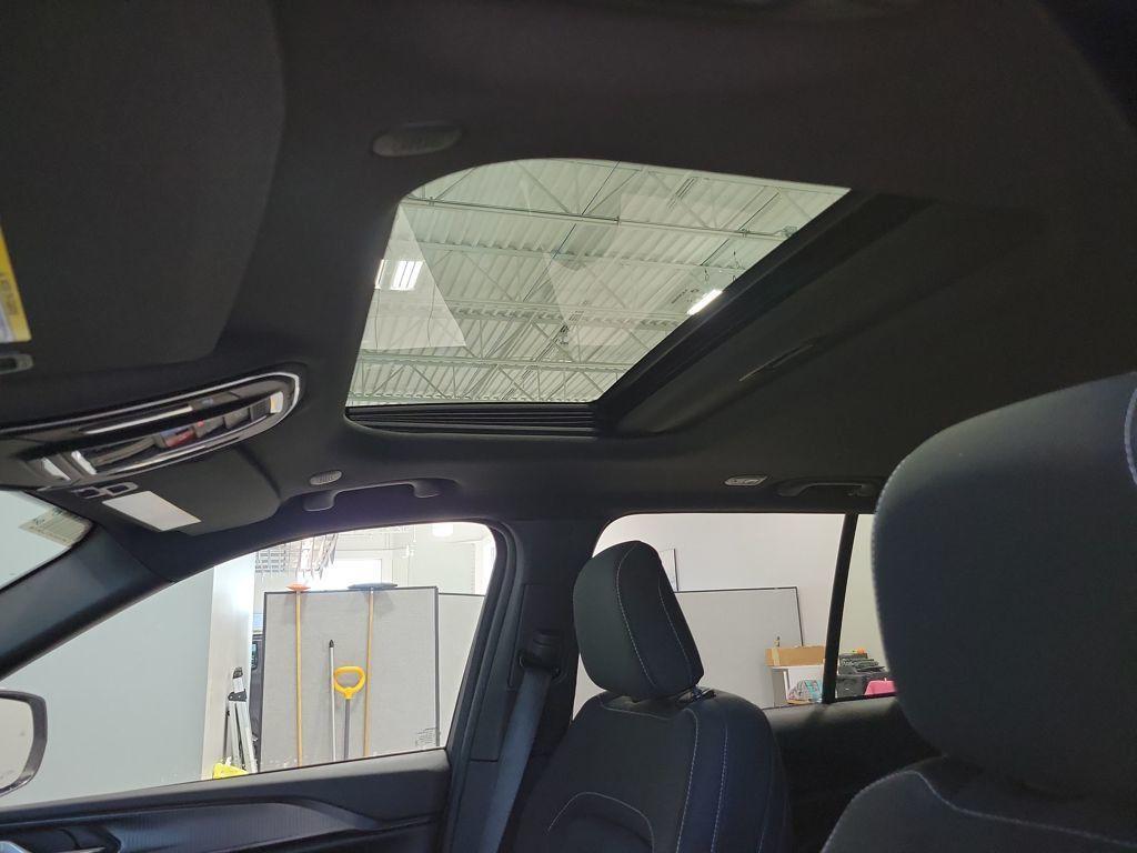 new 2026 Jeep Grand Cherokee car, priced at $43,414