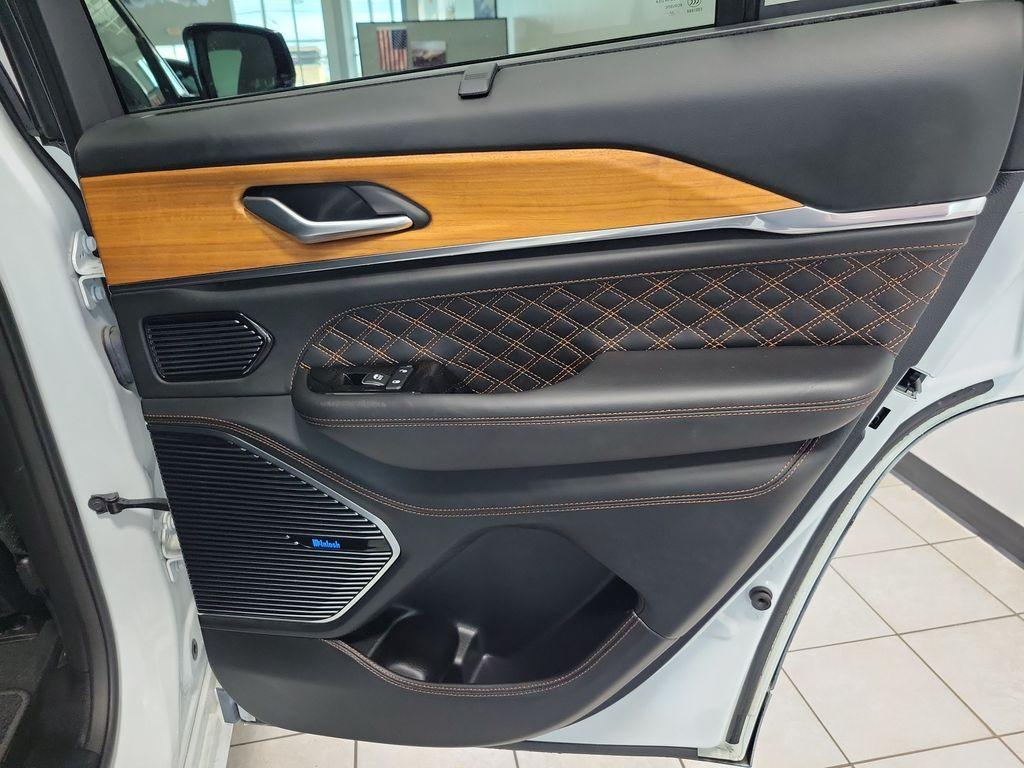 used 2022 Jeep Grand Cherokee 4xe car, priced at $37,187