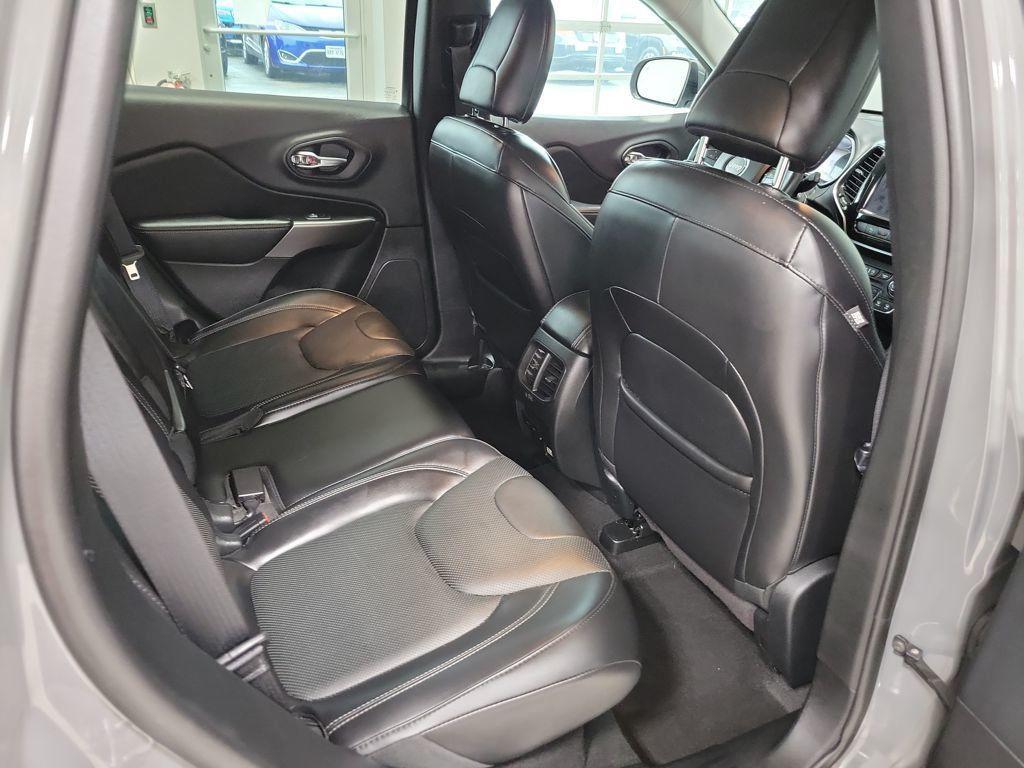 used 2019 Jeep Cherokee car, priced at $13,397