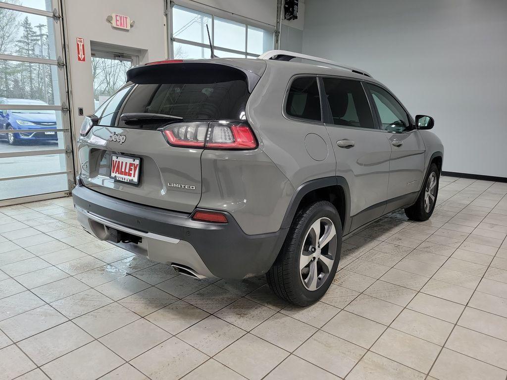 used 2019 Jeep Cherokee car, priced at $13,397