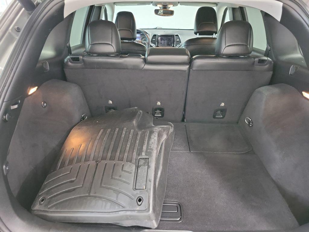 used 2019 Jeep Cherokee car, priced at $13,397