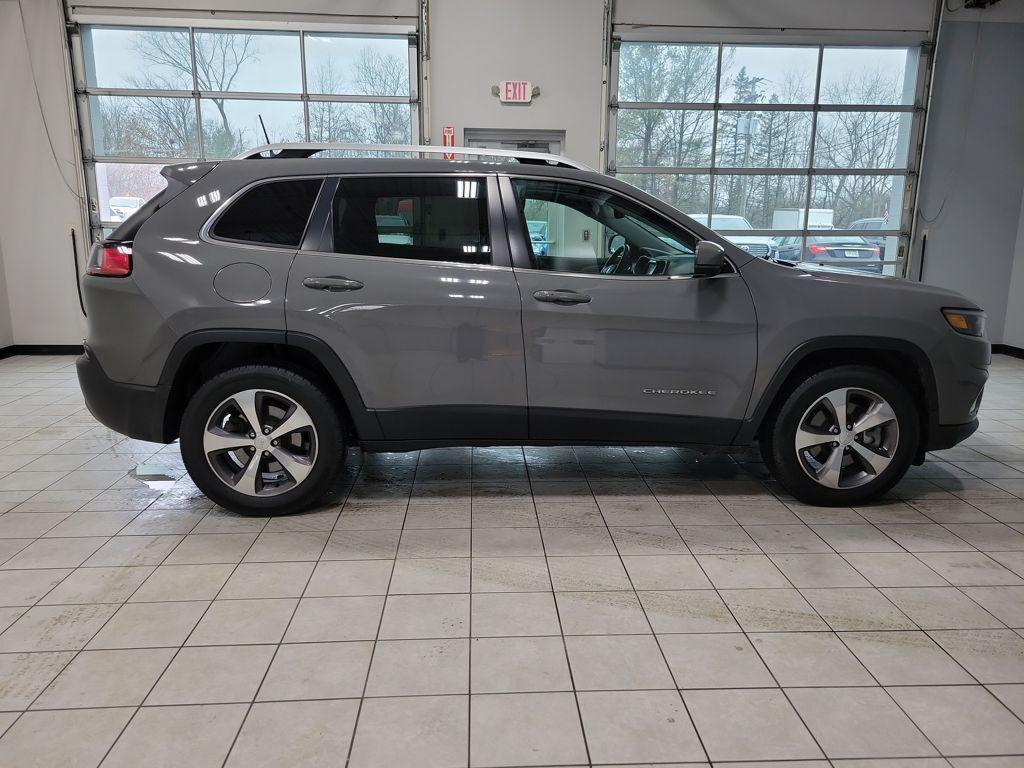 used 2019 Jeep Cherokee car, priced at $13,397