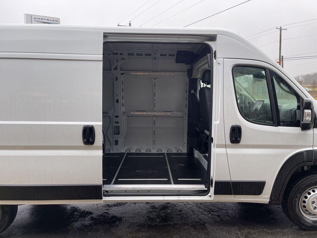 new 2025 Ram ProMaster 3500 car, priced at $53,188