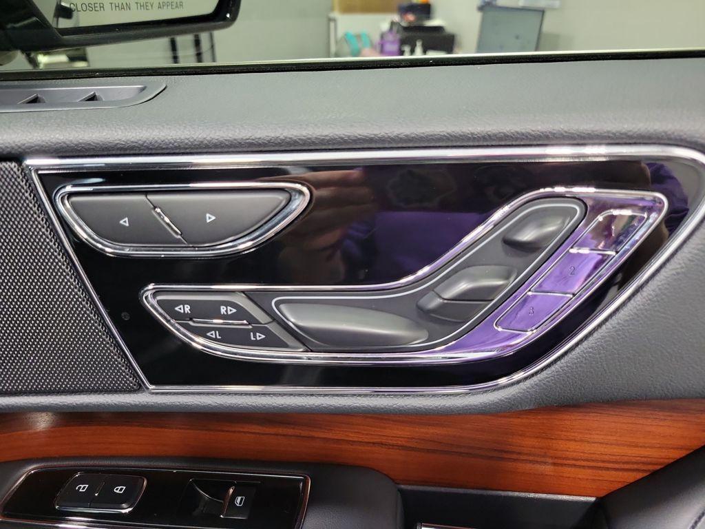 used 2022 Lincoln Navigator car, priced at $44,999