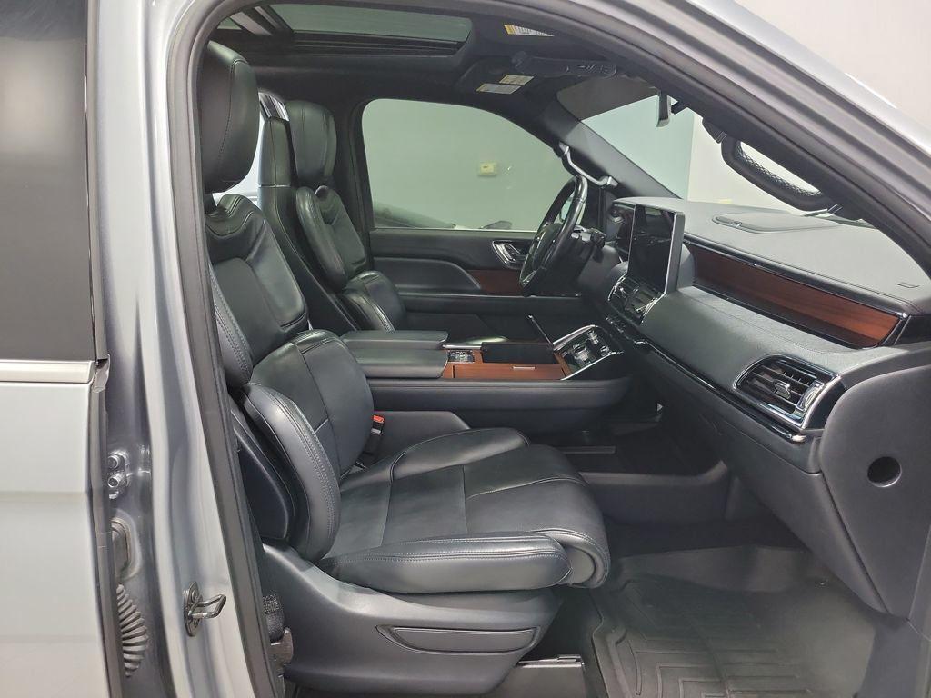 used 2022 Lincoln Navigator car, priced at $44,999