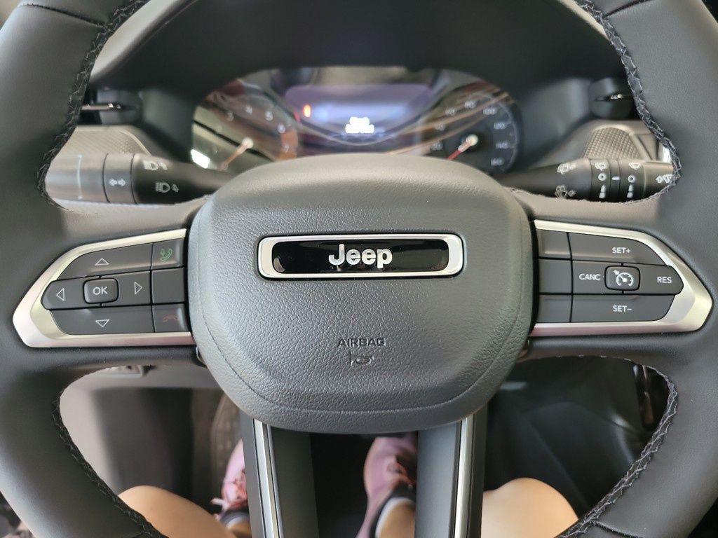 new 2025 Jeep Compass car, priced at $33,360
