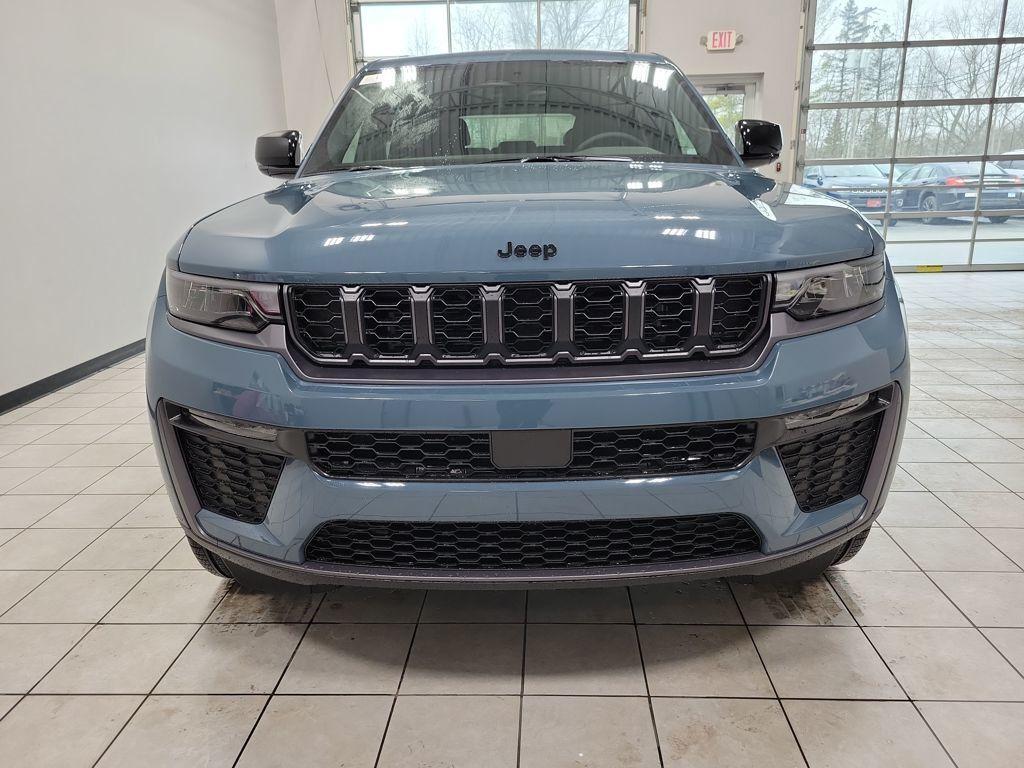 new 2026 Jeep Grand Cherokee car, priced at $50,630