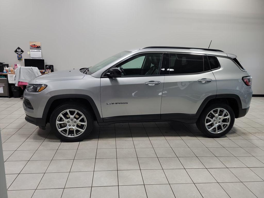 used 2022 Jeep Compass car, priced at $21,499