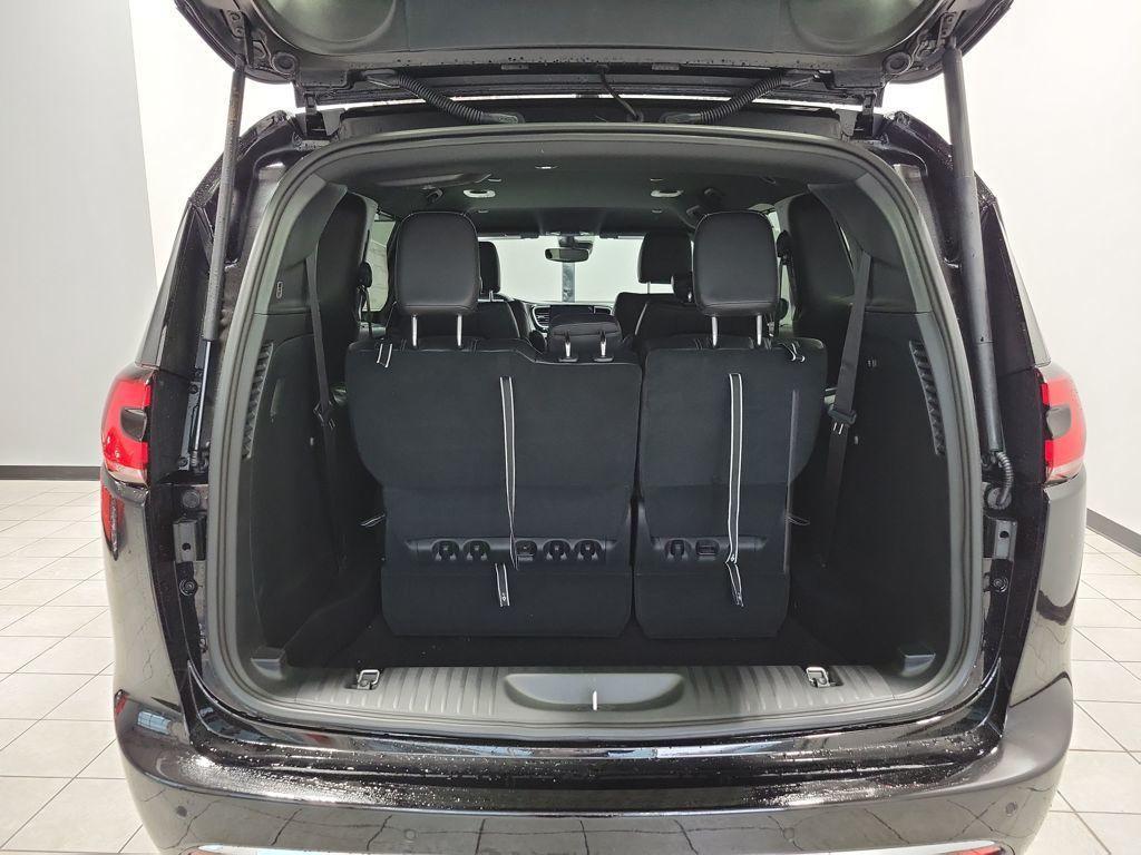 new 2026 Chrysler Pacifica car, priced at $45,360