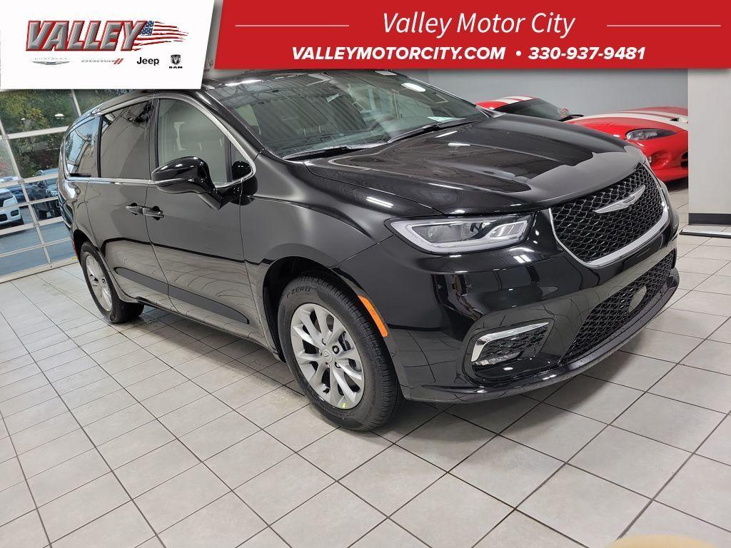 new 2026 Chrysler Pacifica car, priced at $45,360