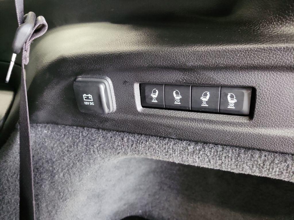 used 2024 Jeep Grand Cherokee L car, priced at $40,977