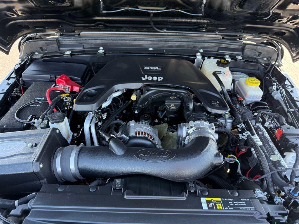 used 2020 Jeep Wrangler Unlimited car, priced at $37,500