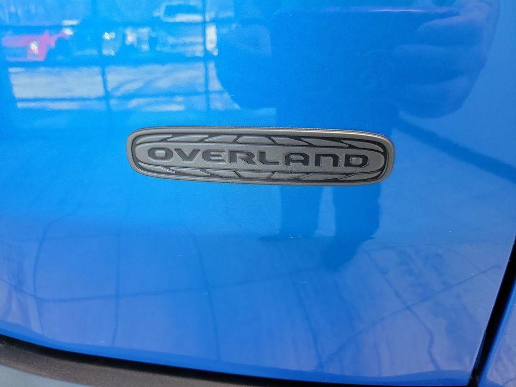 new 2026 Jeep Cherokee car, priced at $45,051