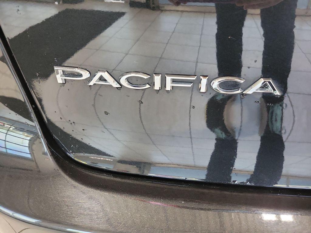 used 2023 Chrysler Pacifica Hybrid car, priced at $32,345