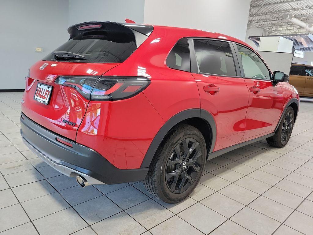 used 2025 Honda HR-V car, priced at $27,500