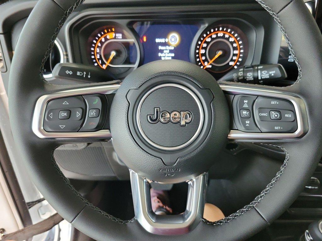 new 2025 Jeep Wrangler car, priced at $56,054