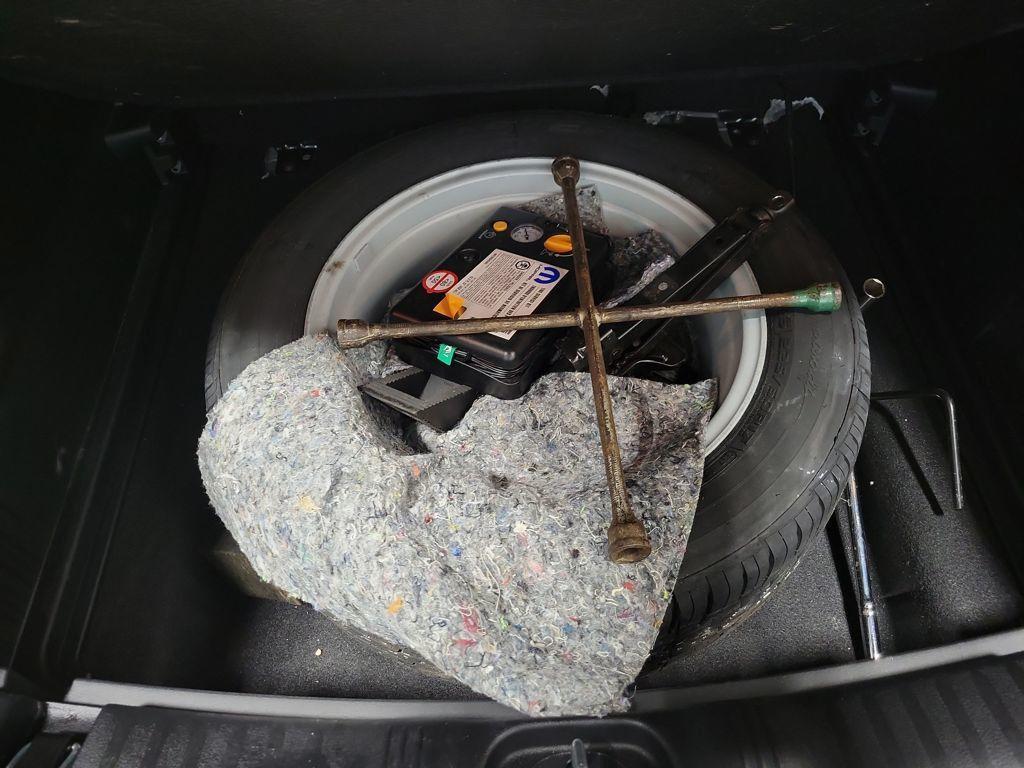 used 2019 Jeep Compass car, priced at $18,999