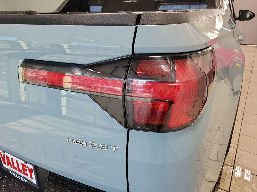 used 2023 Hyundai SANTA CRUZ car, priced at $25,999