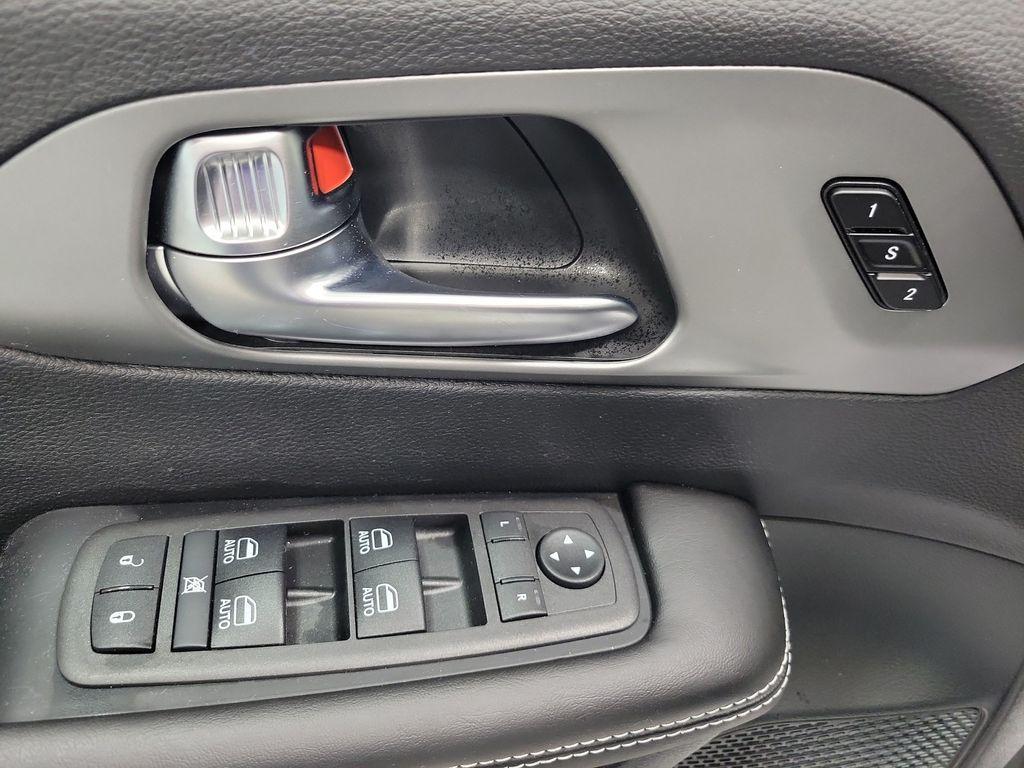 new 2027 Chrysler Pacifica car, priced at $45,540