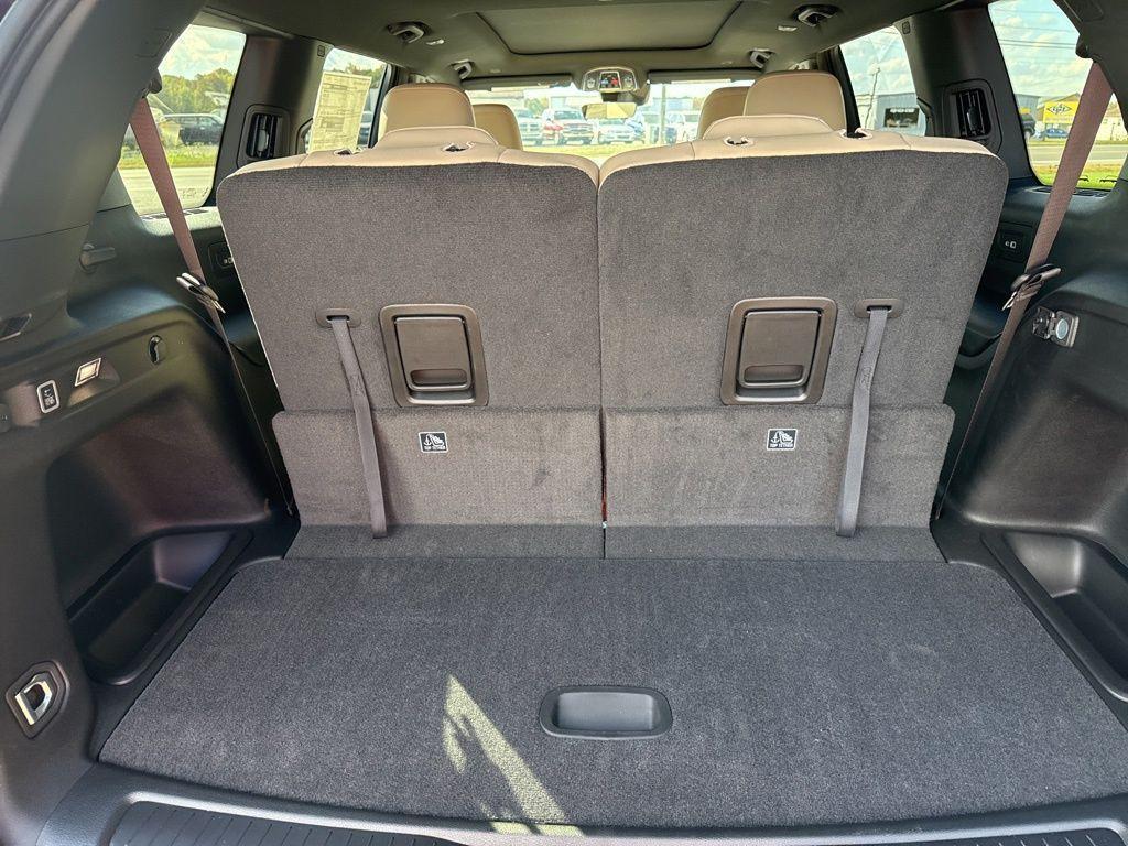 new 2025 Jeep Grand Cherokee L car, priced at $48,576