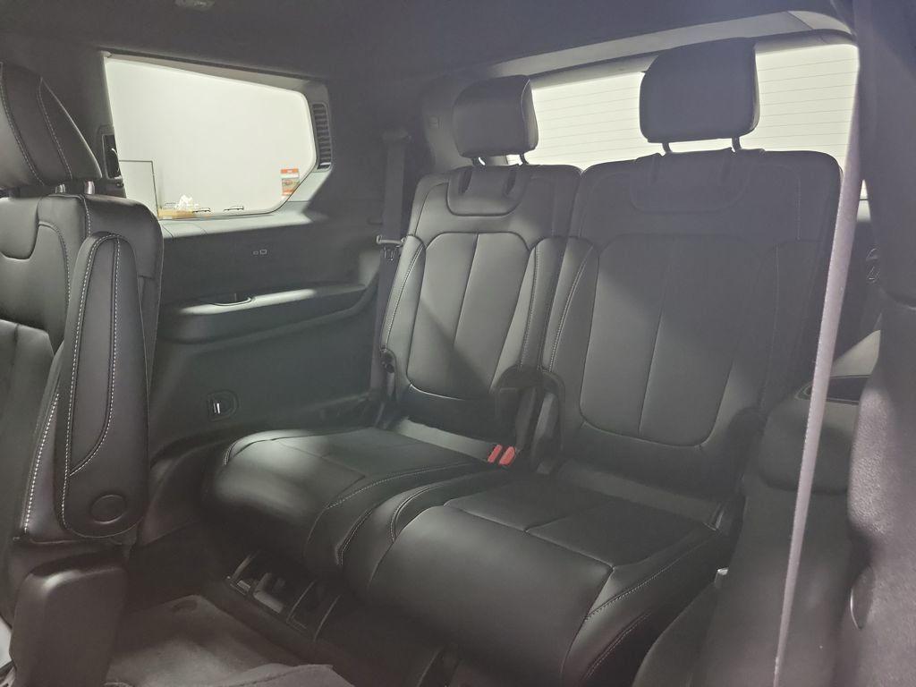 new 2025 Jeep Grand Cherokee L car, priced at $47,076