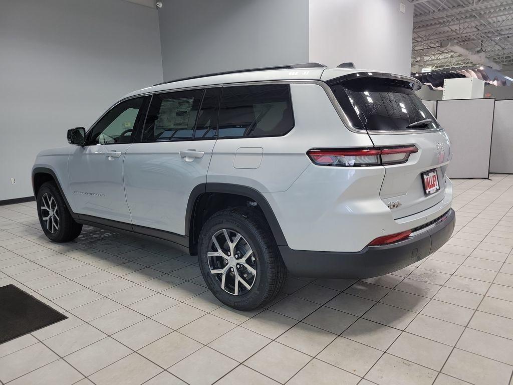 new 2025 Jeep Grand Cherokee L car, priced at $47,076