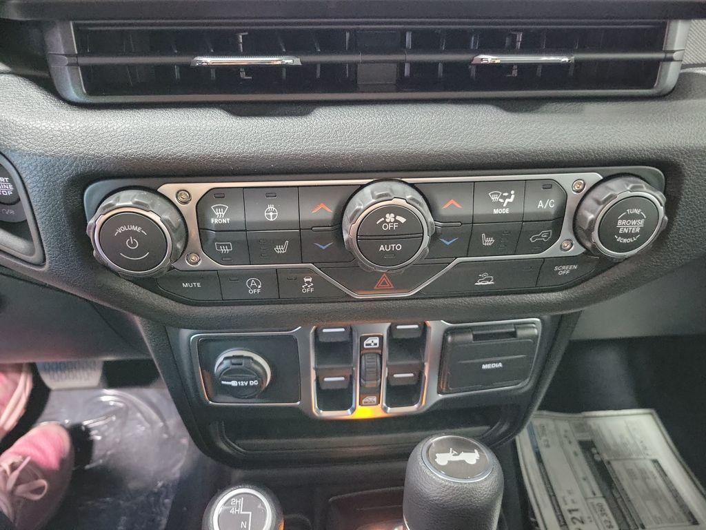 new 2026 Jeep Wrangler car, priced at $48,649